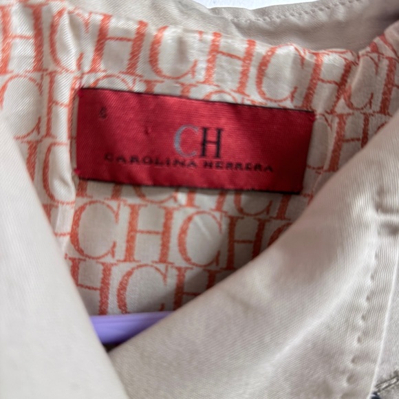 Carolina Herrera Beige Trench Coat for girls 6 or 7 years old - Picture 5 of 12